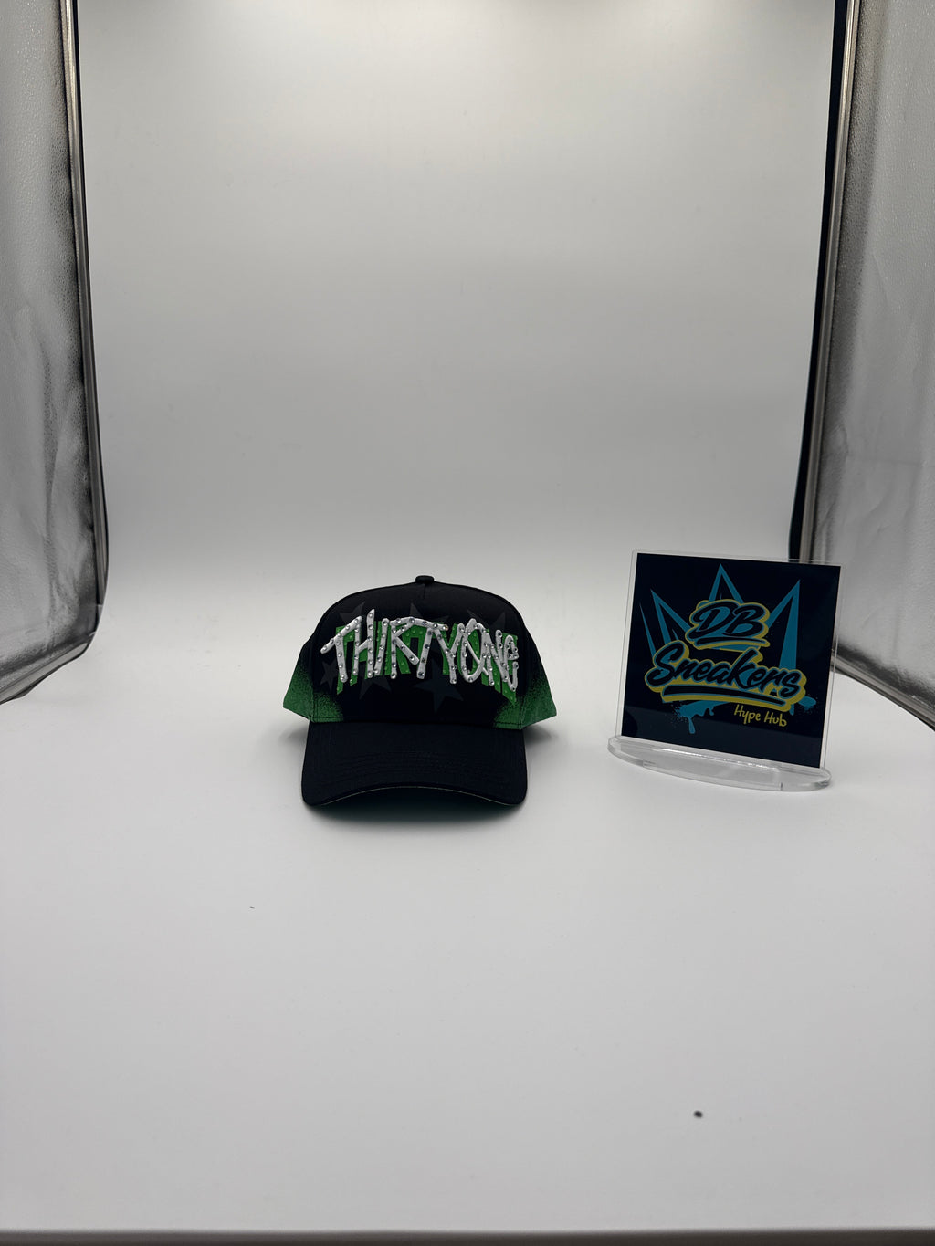 31 Hats “Starry Night”