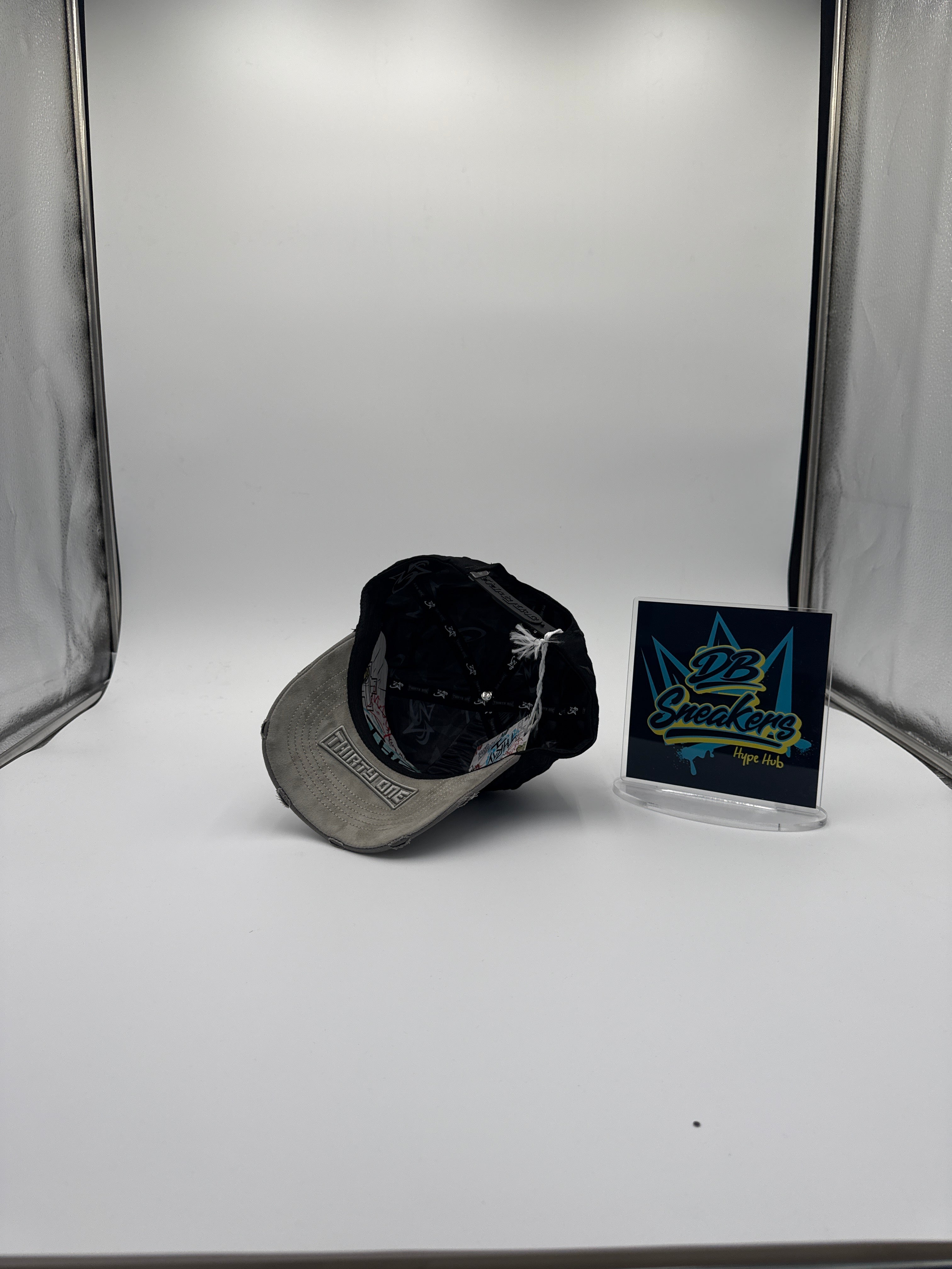 31 hats “Steelhead”