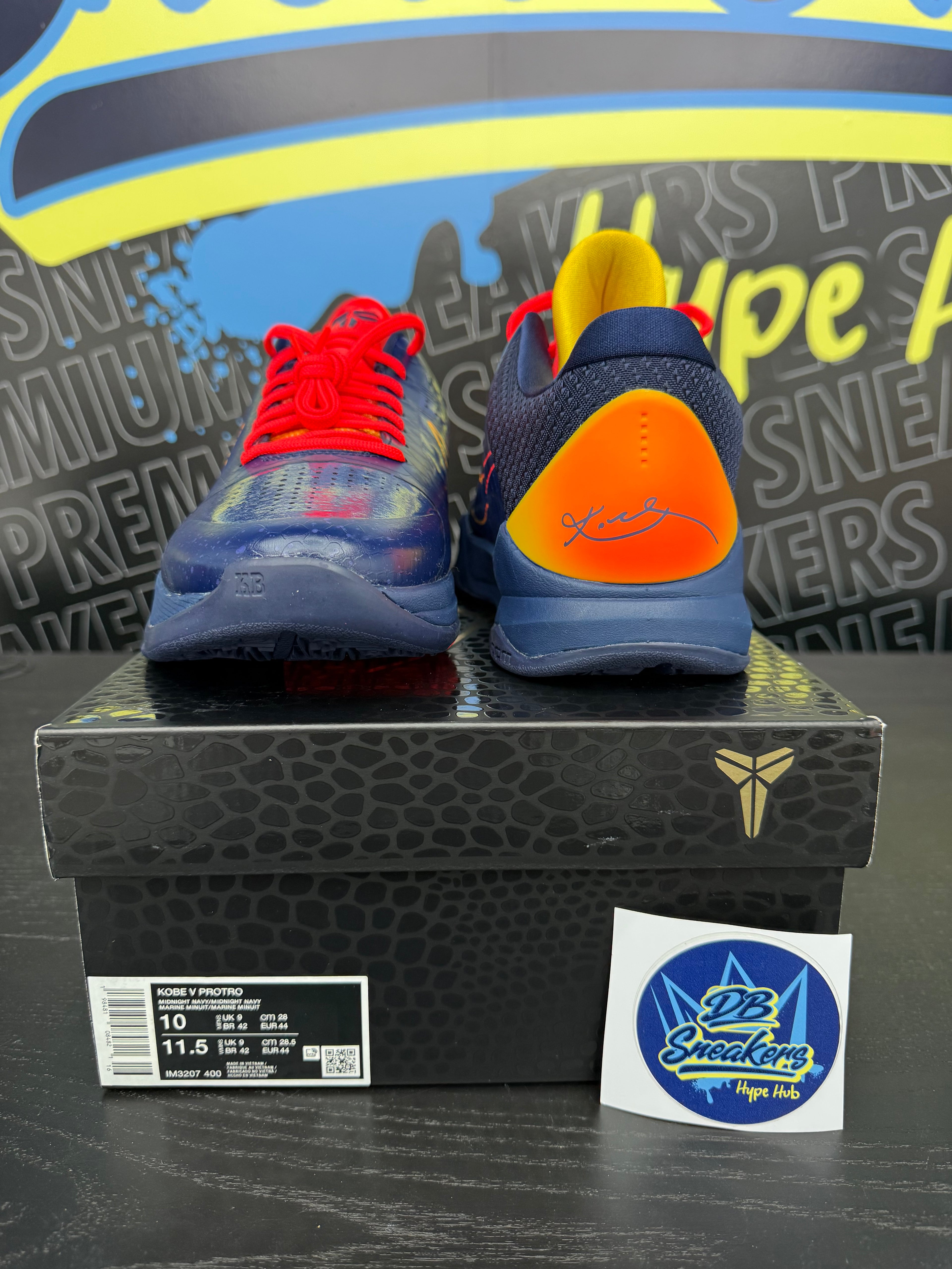 Kobe 5 Catlin Clarks Sz 10 and 11.5