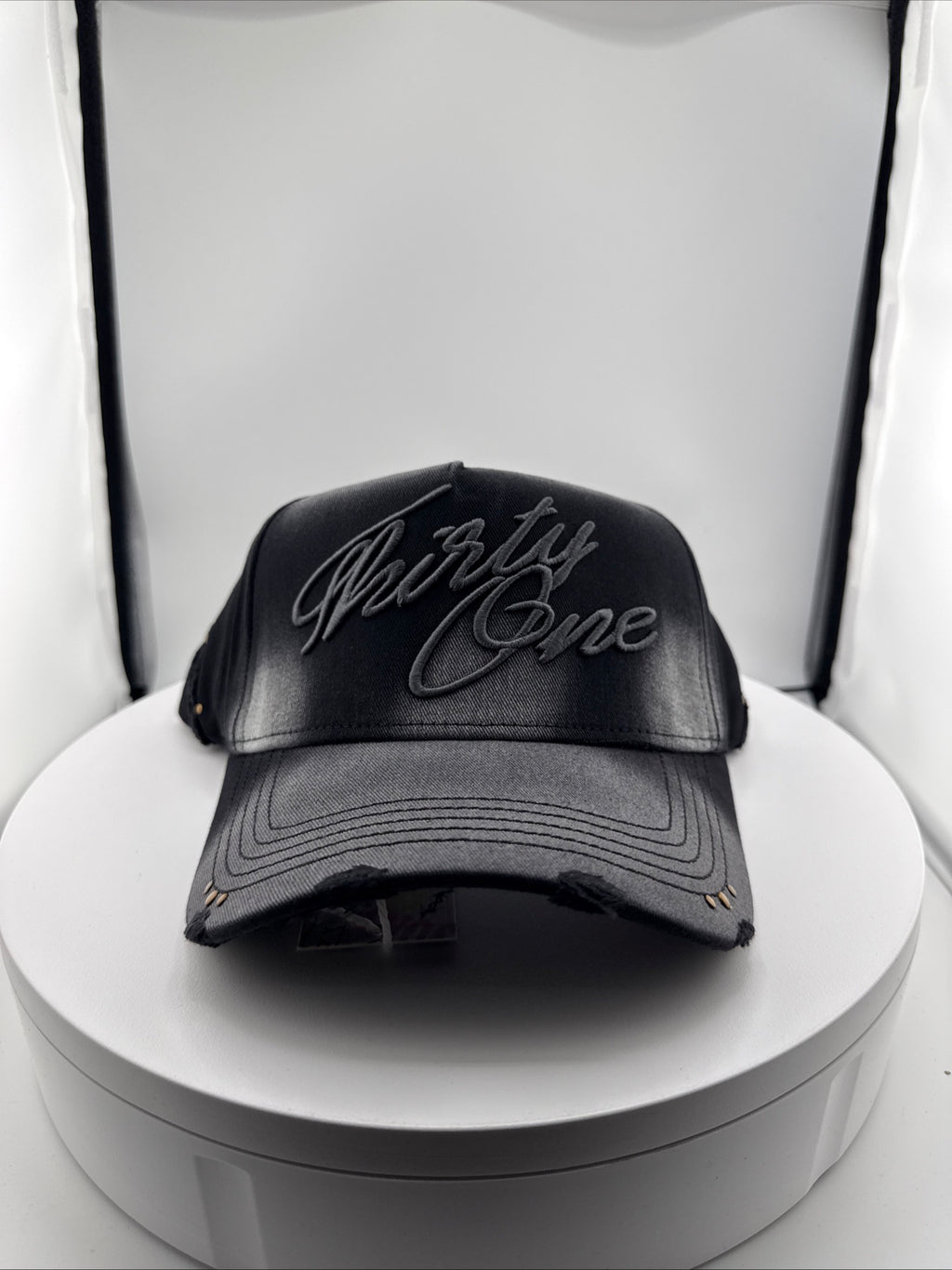 31 Hats fade-to-black (take Notes Drop)