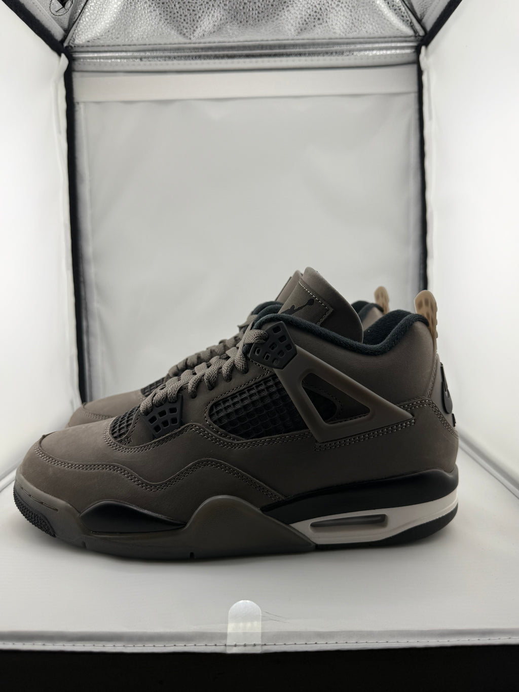 Air Jordan 4 Retro Cave Stone’s