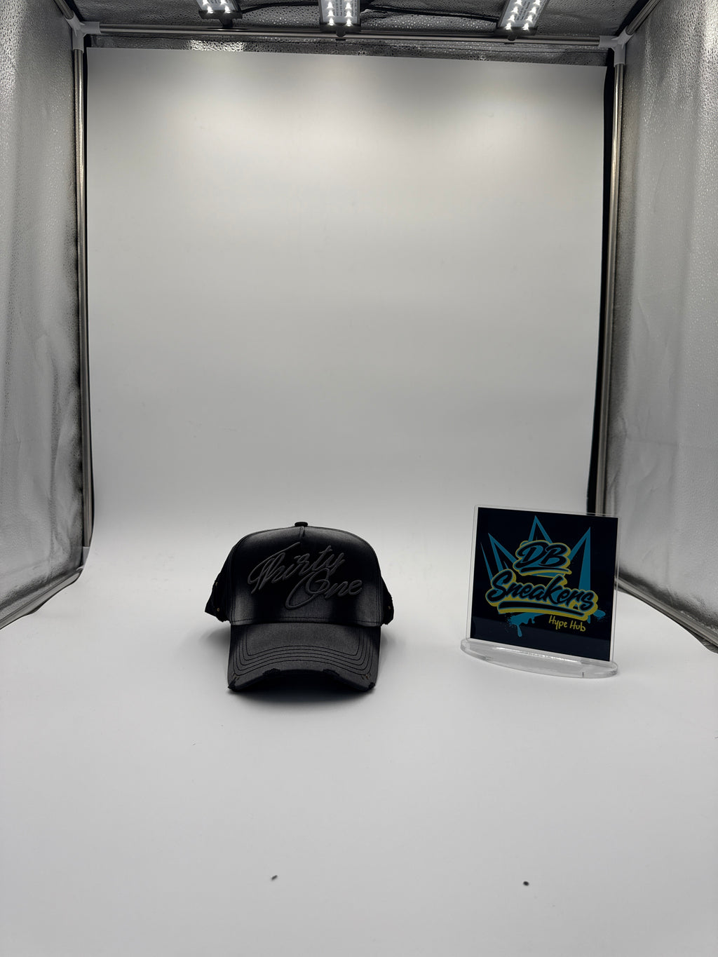 31 Hats fade-to-black (take Notes Drop)