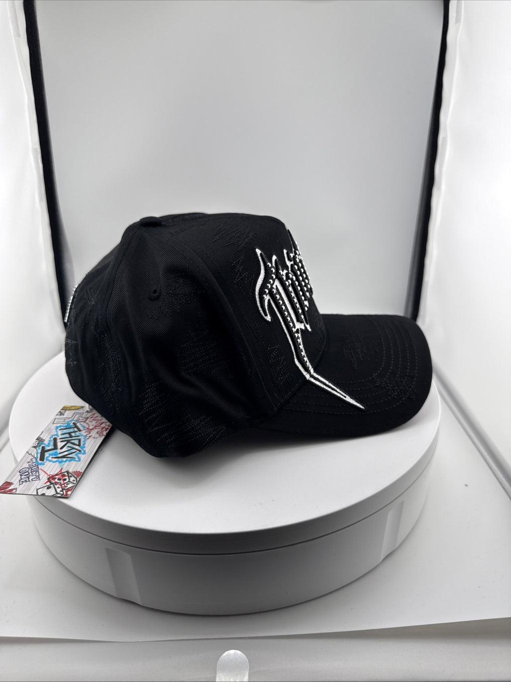 31 Hats “31 Vamp”