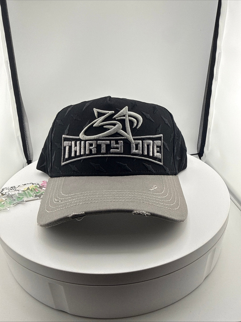 31 hats “Steelhead”