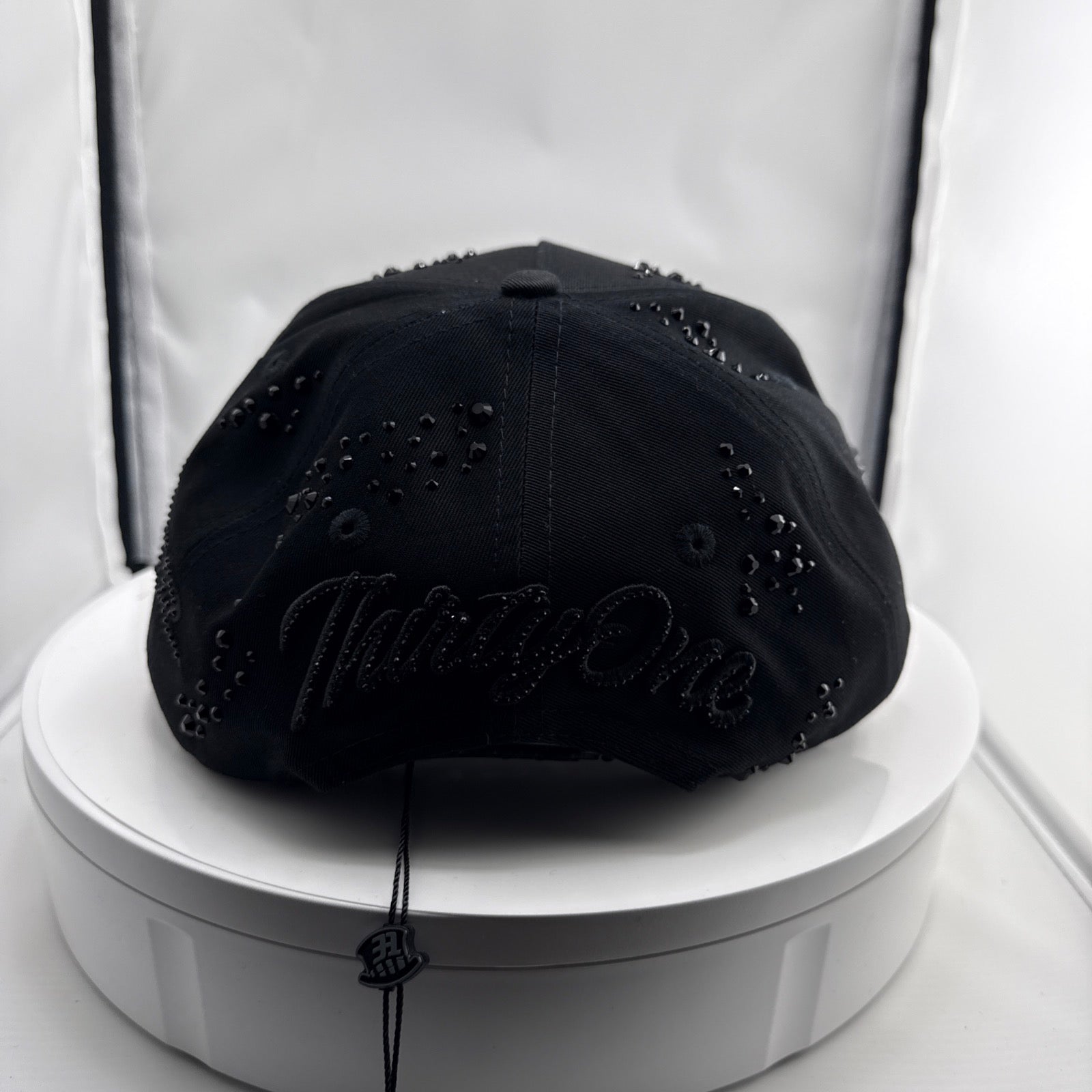 Thirty One Hats – 31 Hats x El Mago – "Total Black" Full Set