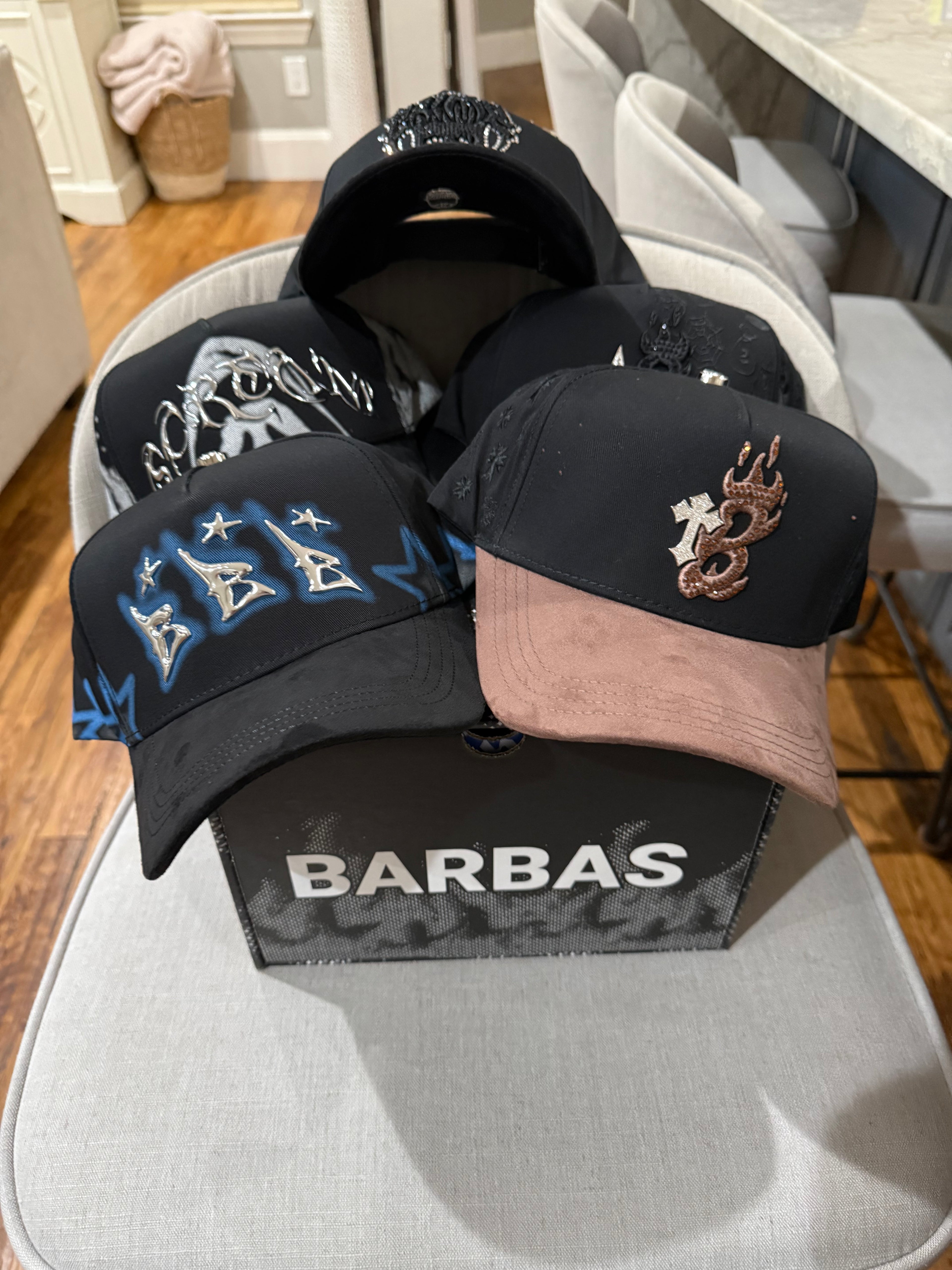 Barbas hats “Look At Me Full-Drop”