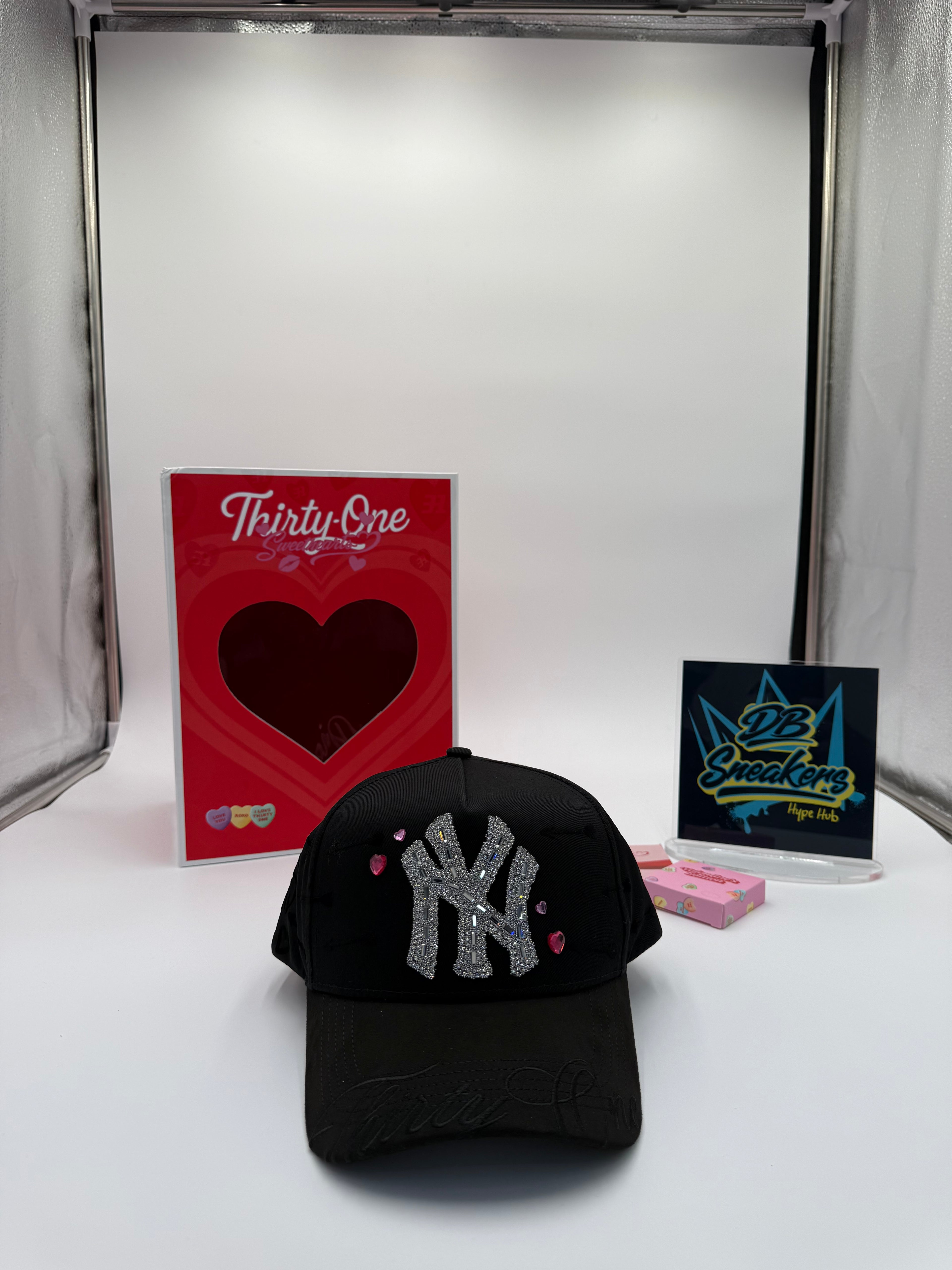 ThirtyOne hats “NY Lovestruck”