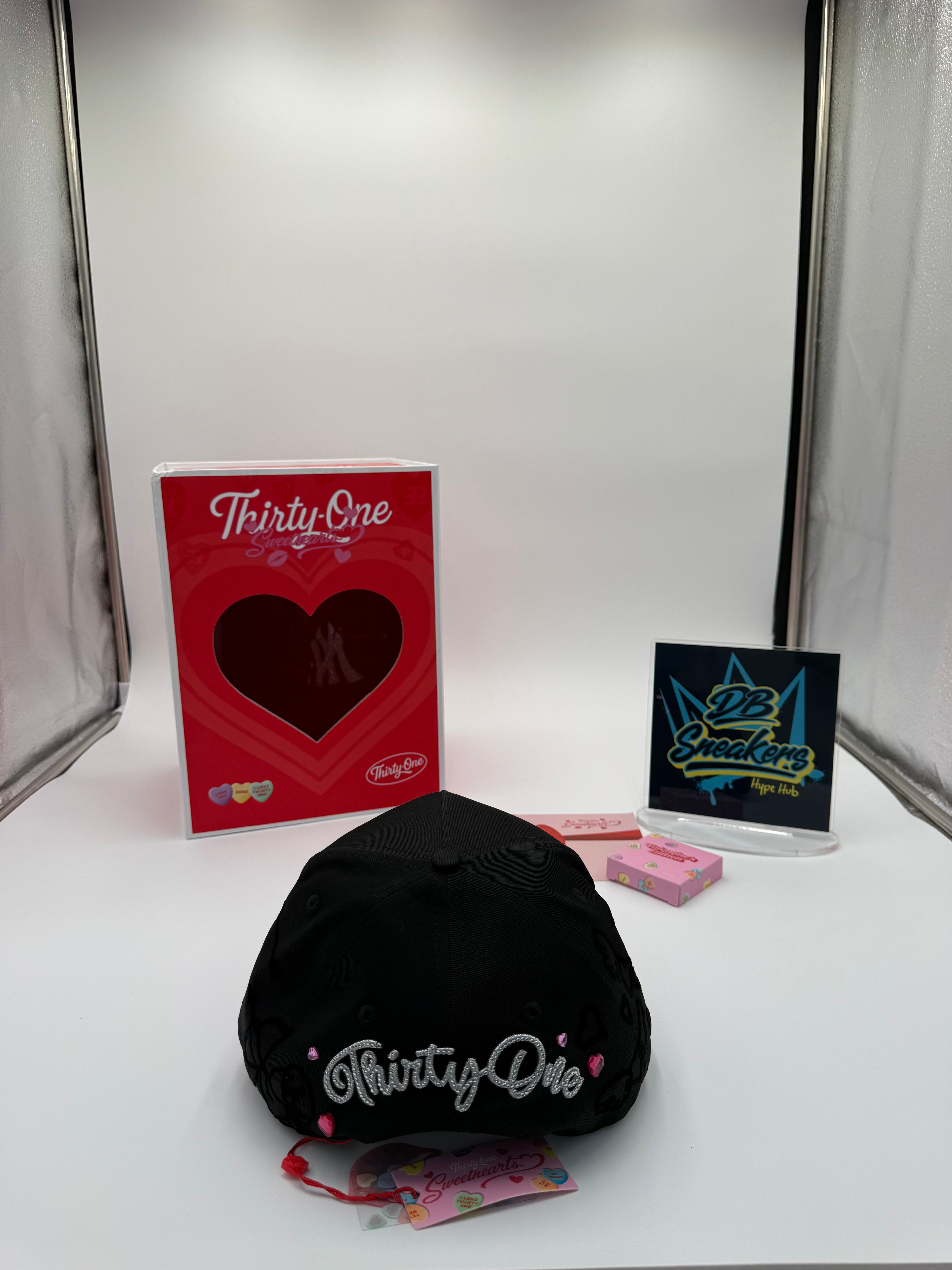 ThirtyOne hats “NY Lovestruck”