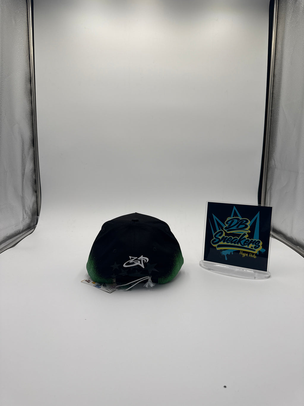 31 Hats “Starry Night”