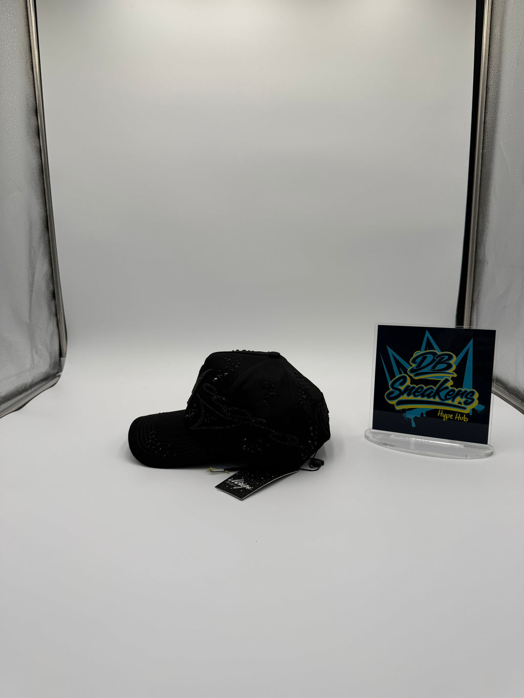 Thirty One Hats – 31 Hats x El Mago – "Total Black"