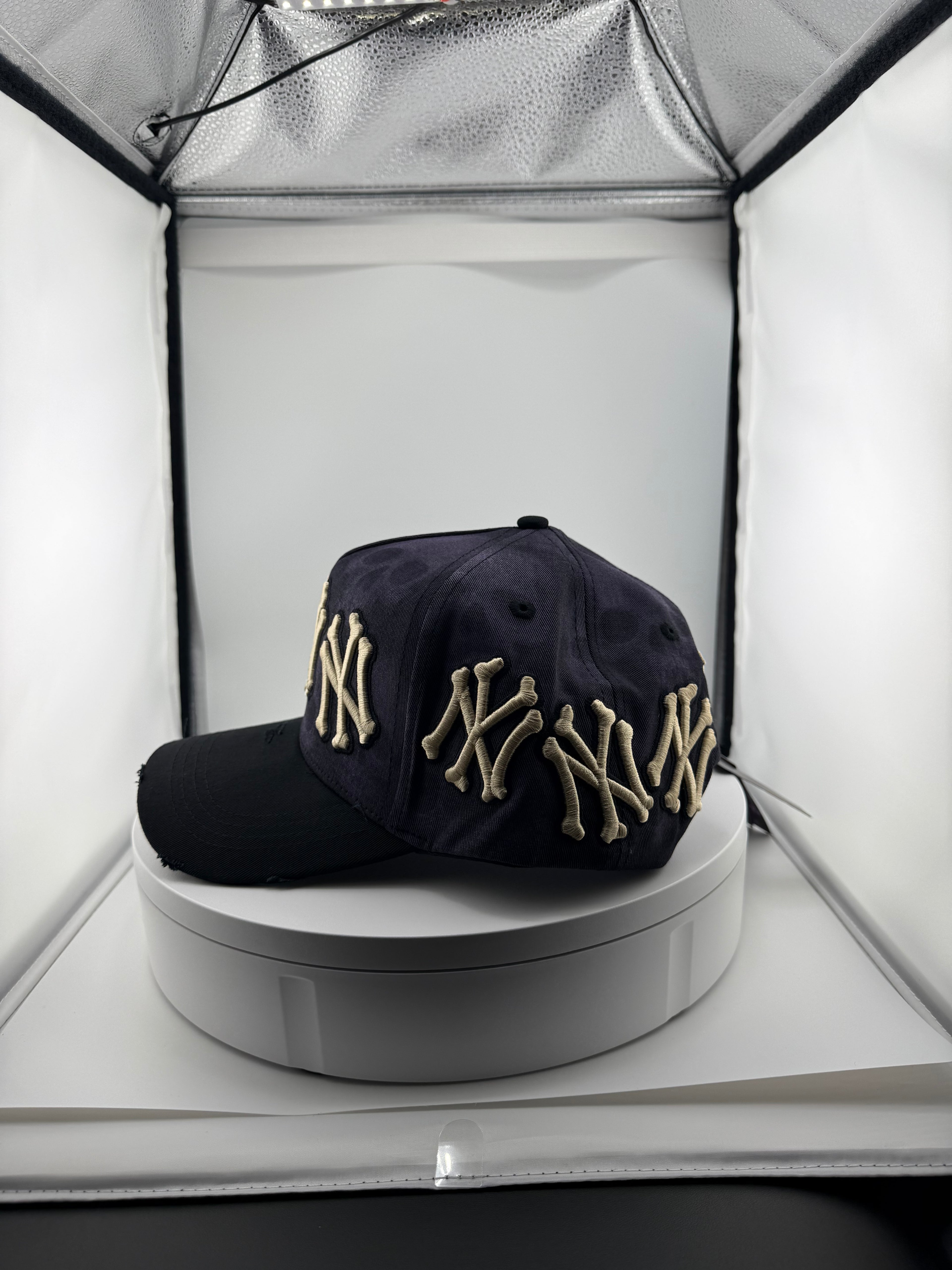 Dandy Hats Halloween NY SKELLY Number 690 Out Of 2000 Full-Set