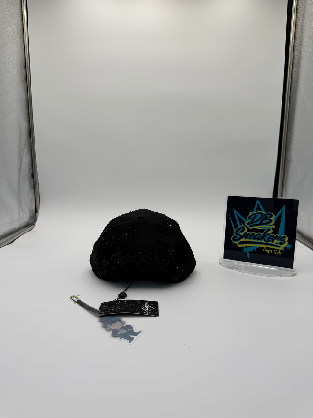 Thirty One Hats – 31 Hats x El Mago – "Total Black"