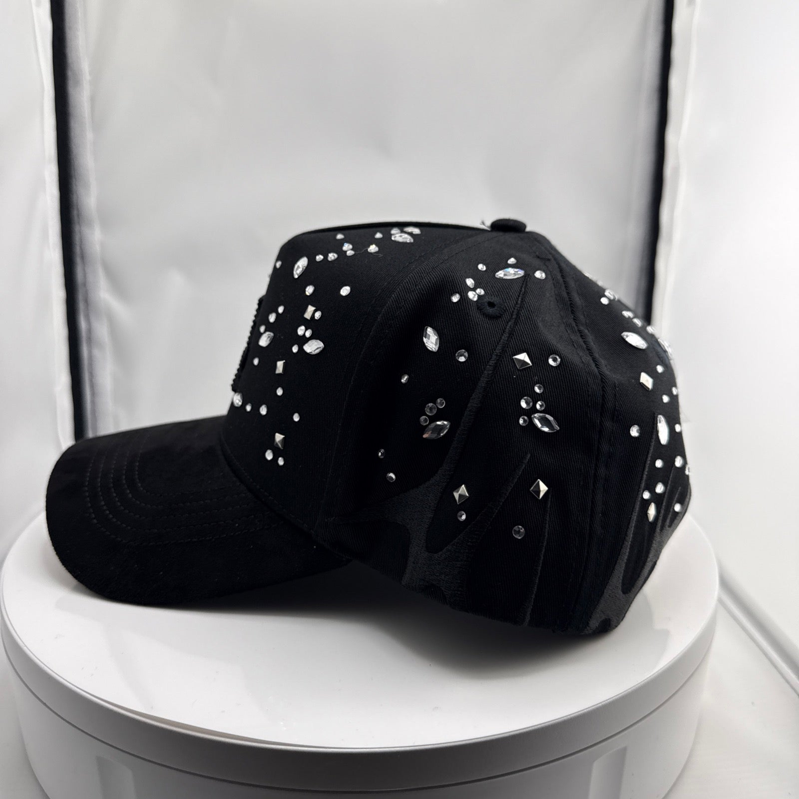 Dandy Hats “Crystal Tears” Full -Set