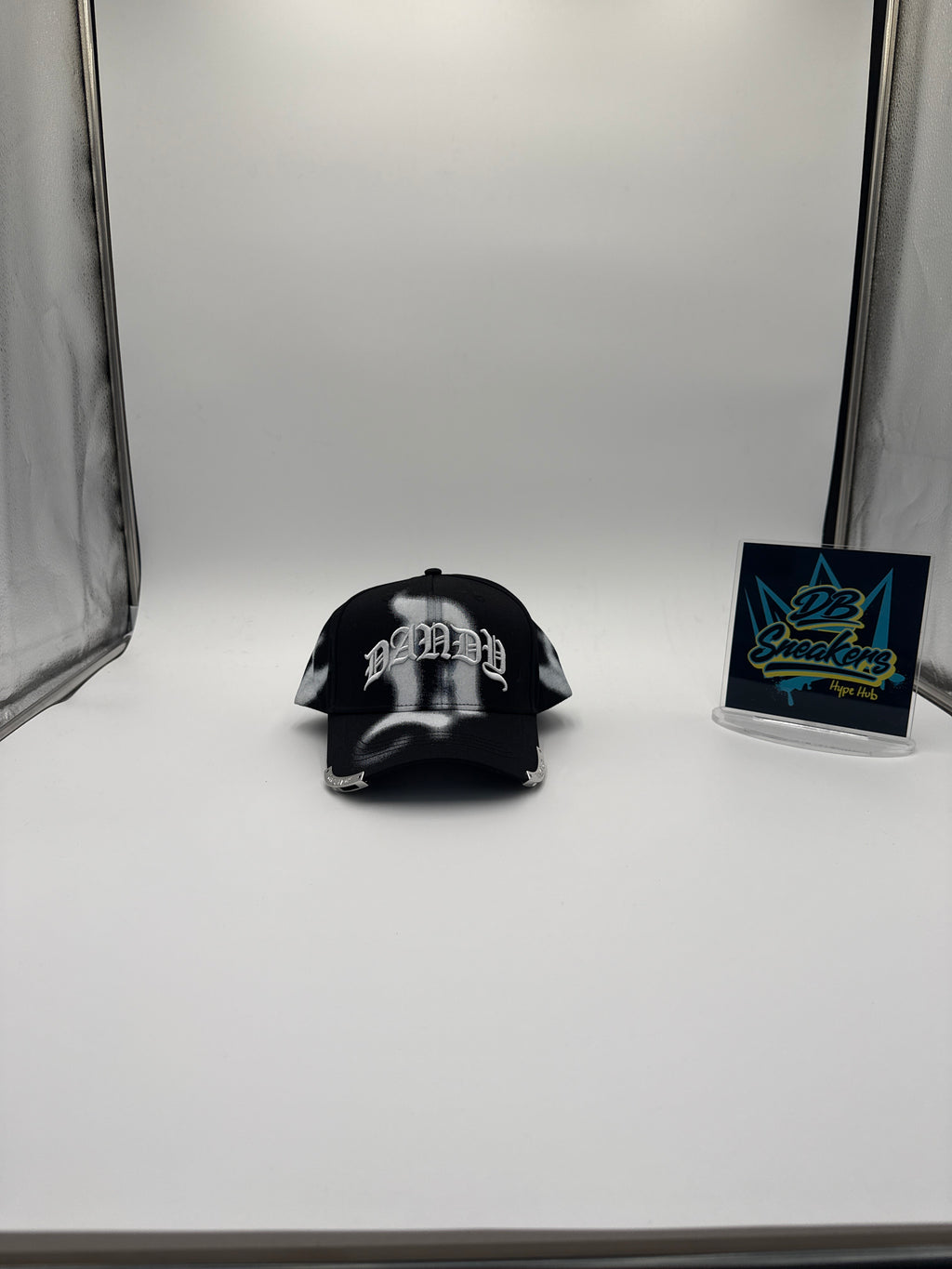 Dandy hats “Project 001”