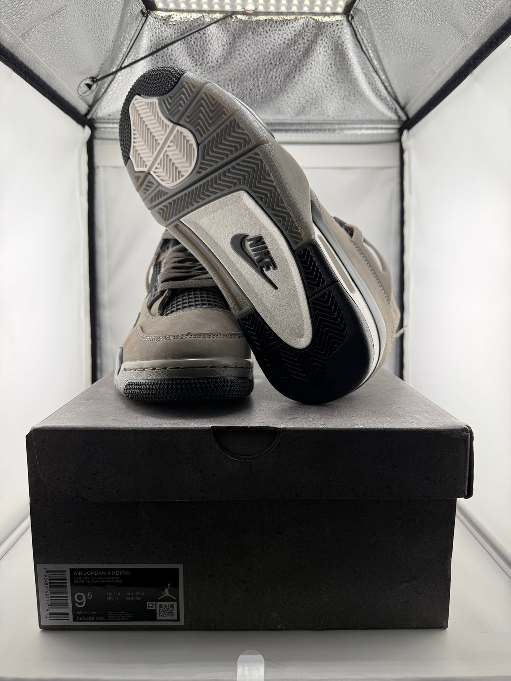 Air Jordan 4 Retro Cave Stone’s