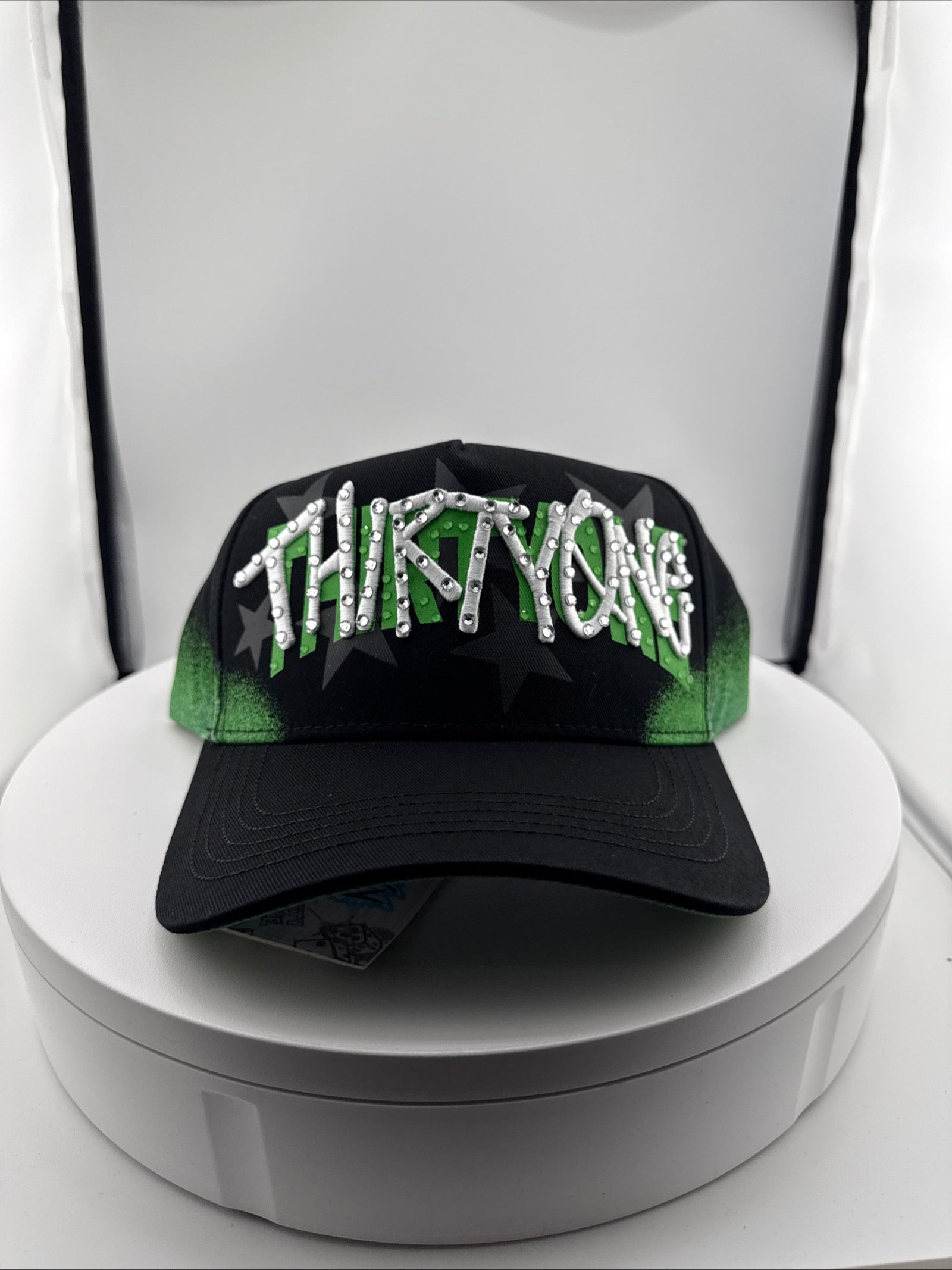 31 Hats “Starry Night”