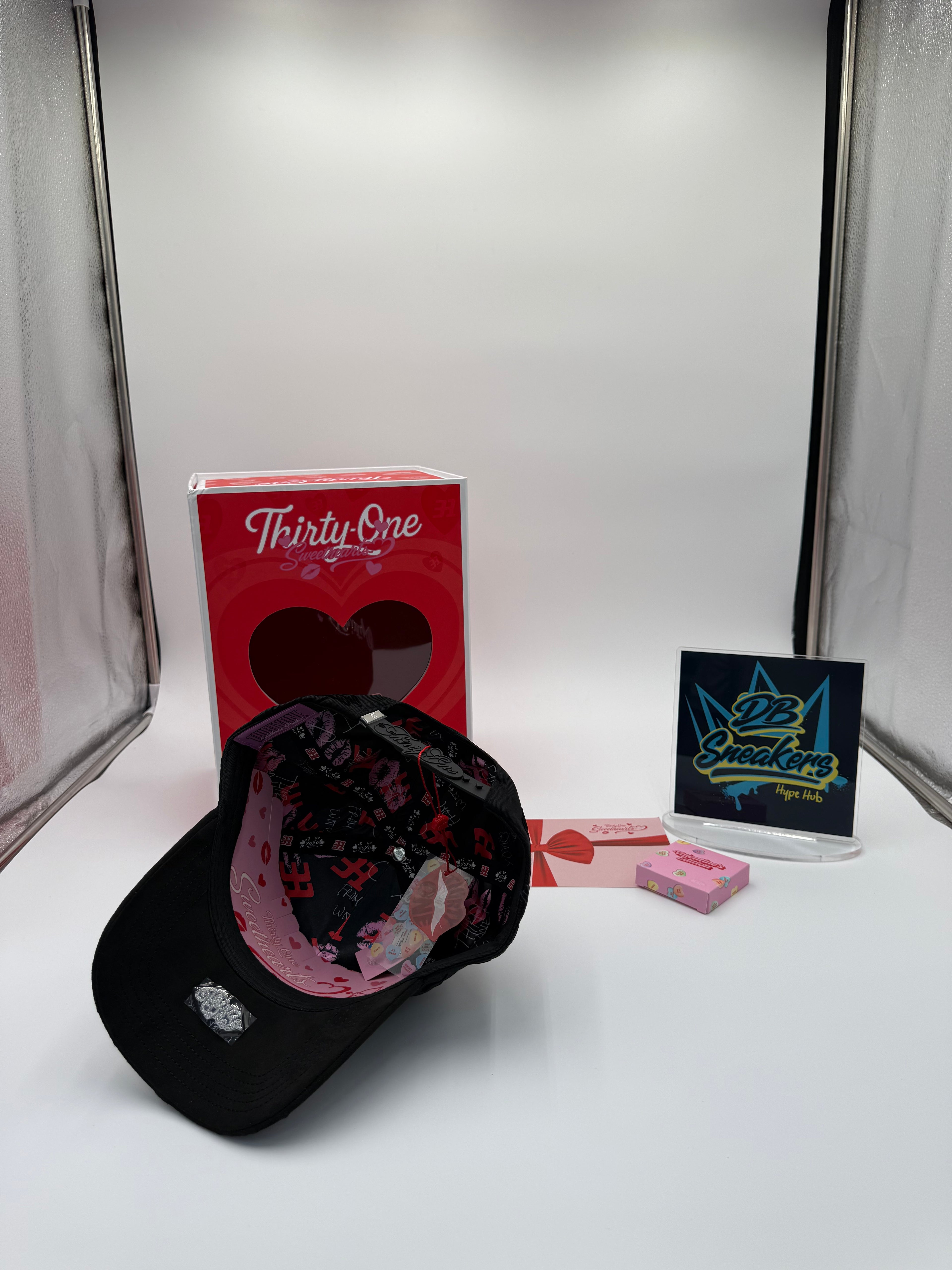 ThirtyOne hats “NY Lovestruck”