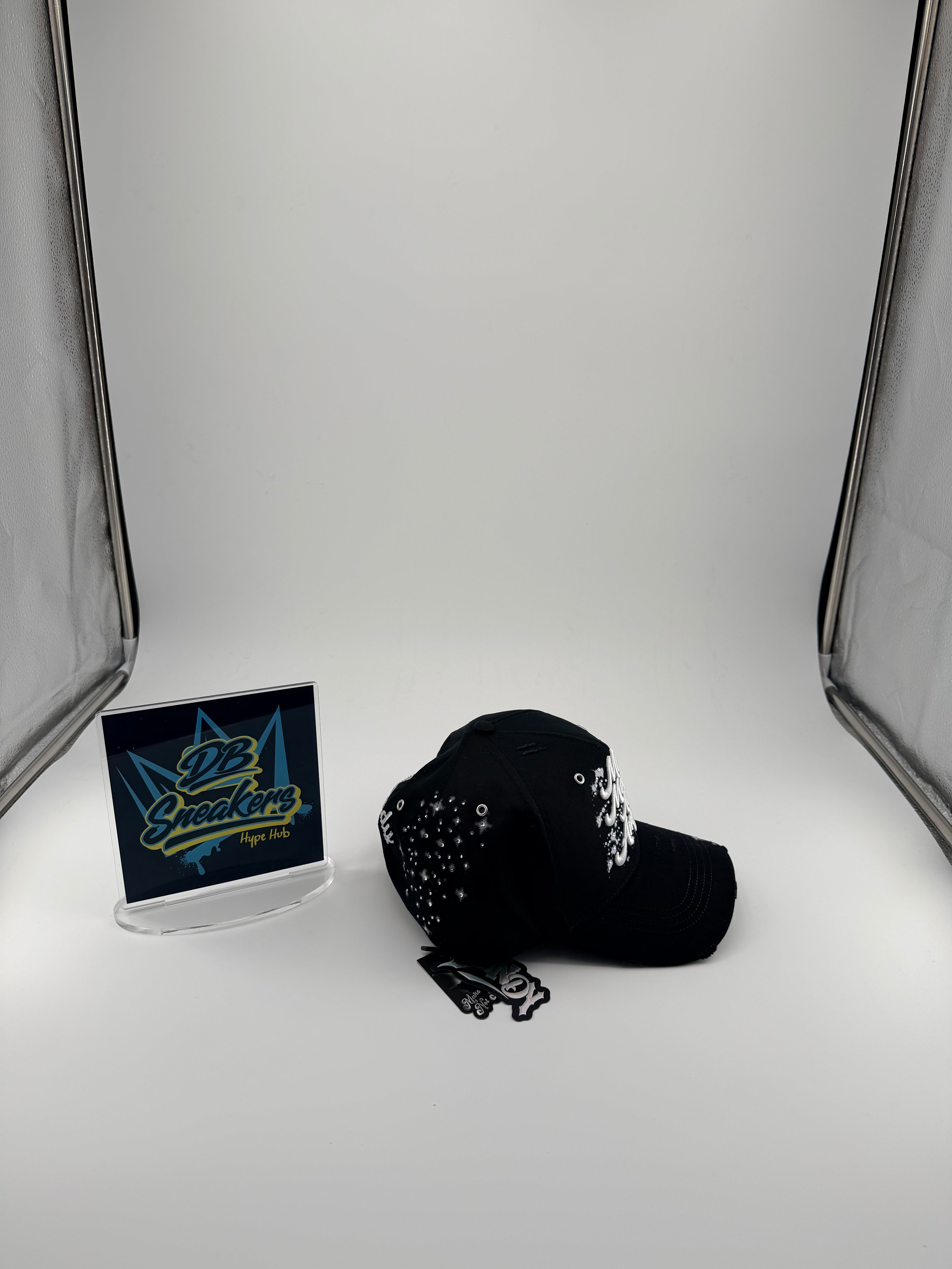 Dandy hats “Make Money Not Amigos