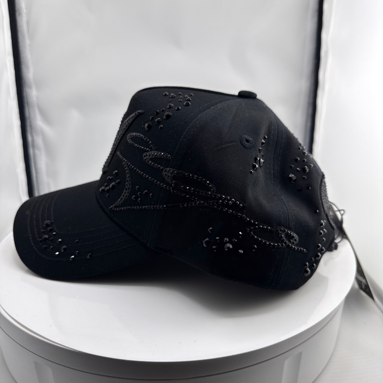 Thirty One Hats – 31 Hats x El Mago – "Total Black" Full Set